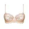 Soutien-gorge corbeille