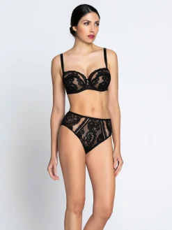 Soutien-gorge corbeille