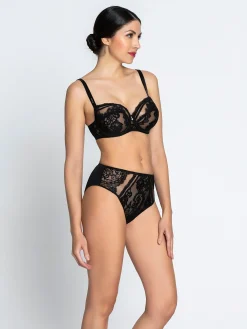 Soutien-gorge corbeille